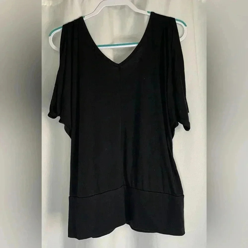 Almost Famous bat wing firework sequins shirt - Picture 3 of 4